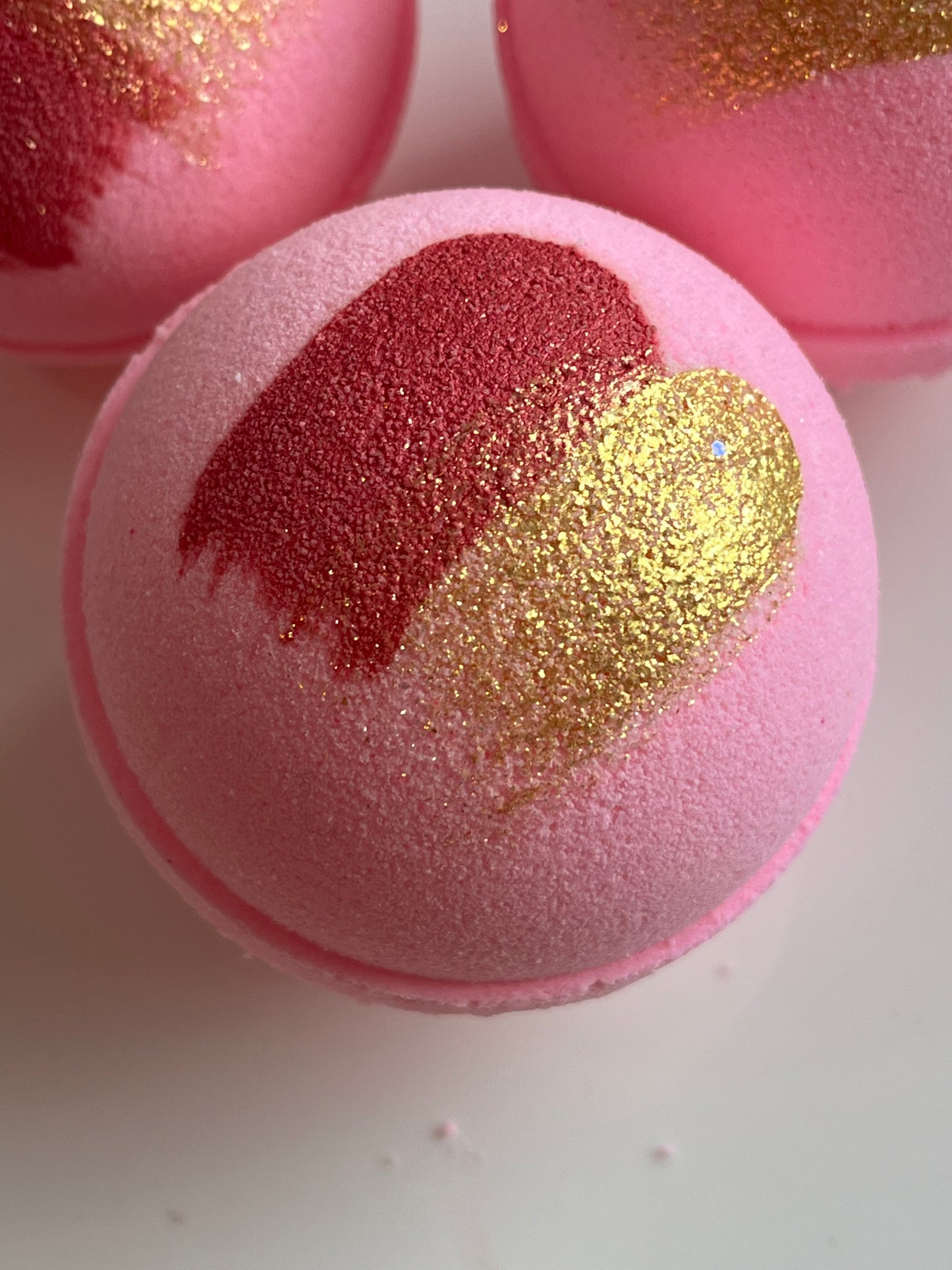 Champagne Apple and Honey Bath Bomb