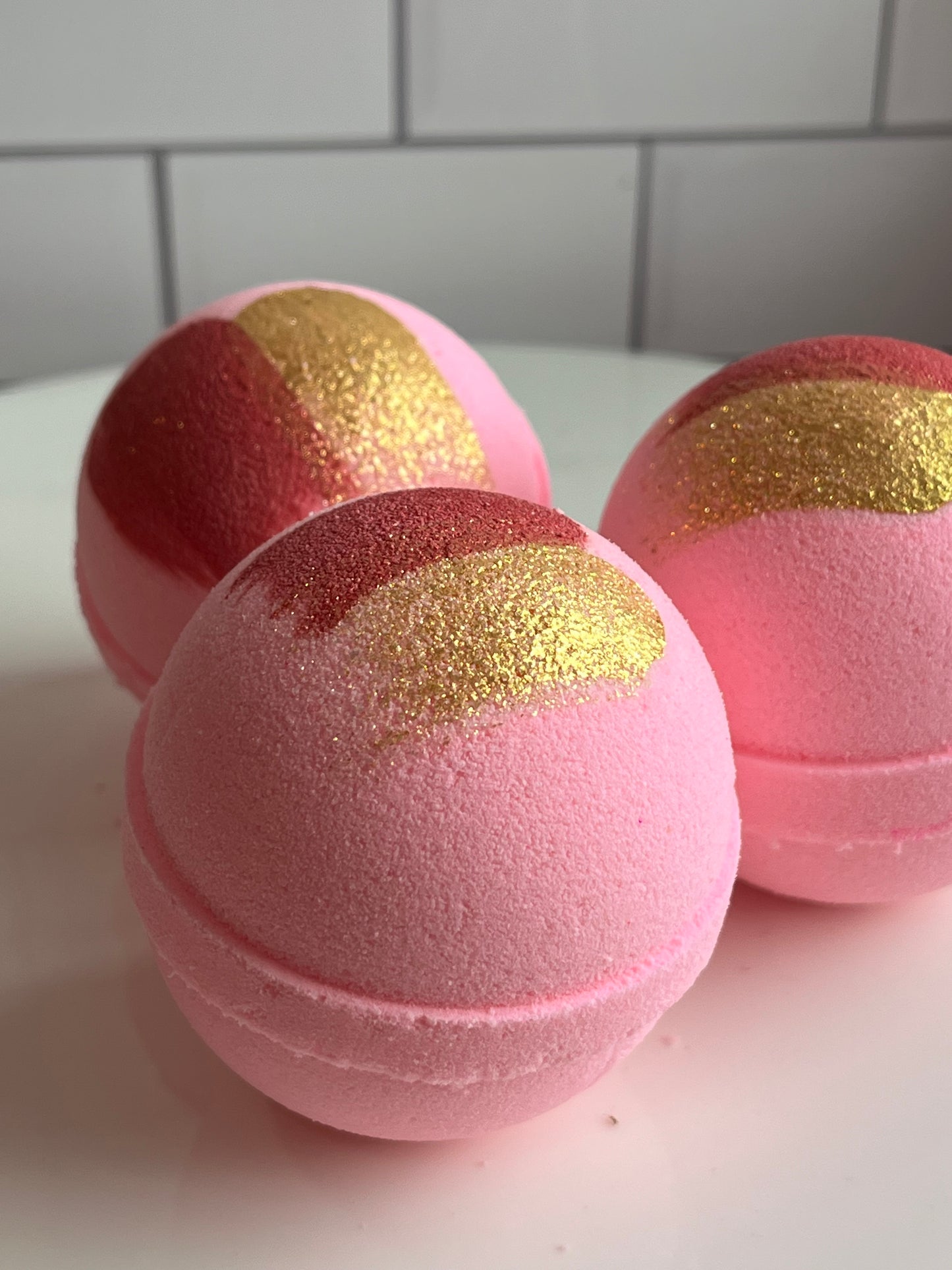 Champagne Apple and Honey Bath Bomb