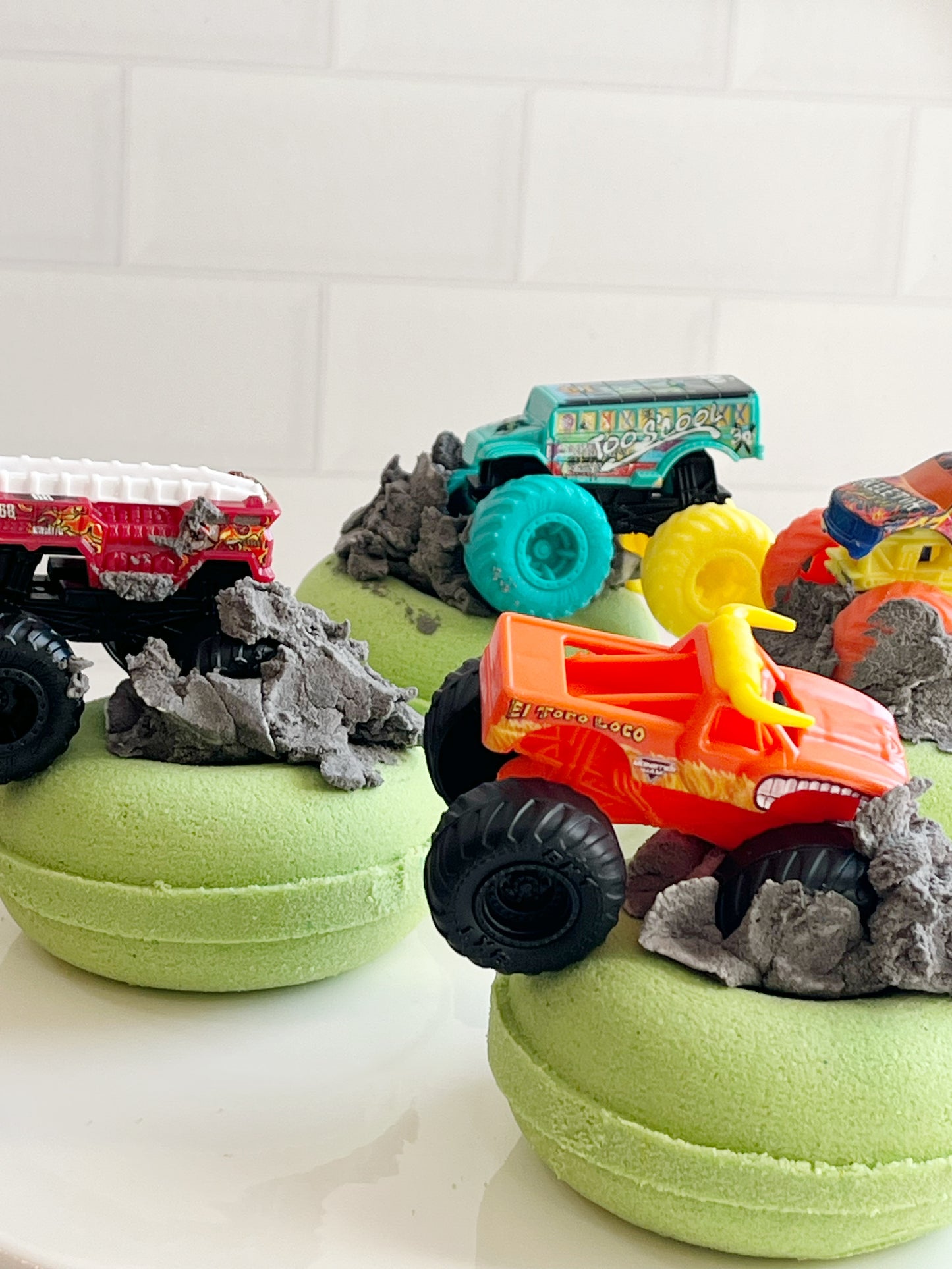 Monster truck Bath Bomb